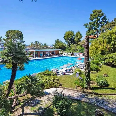Apartment Wh Vista Mare Sul Porto Sanremo